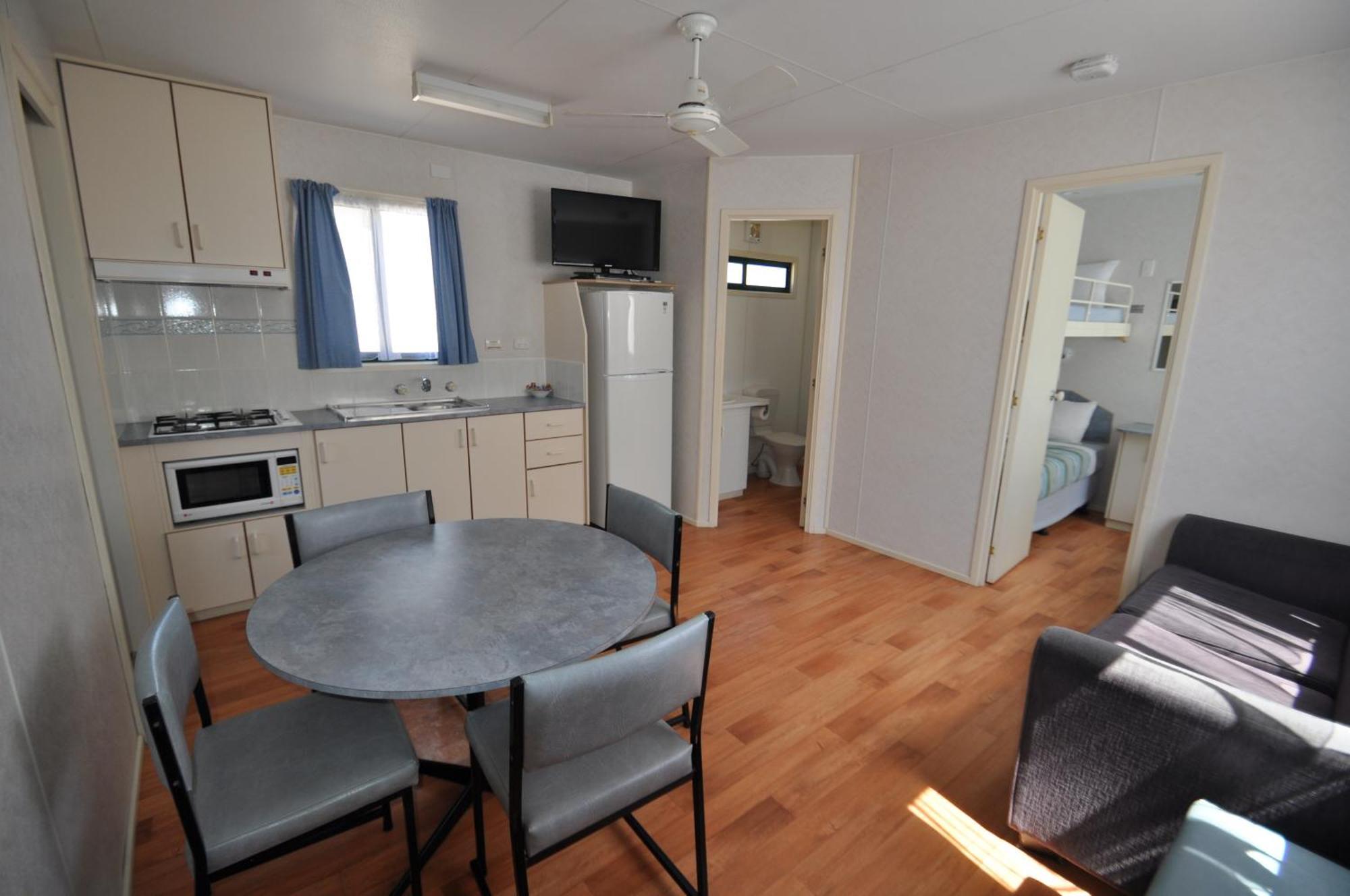 Big4 Riverside Swan Hill Exterior photo